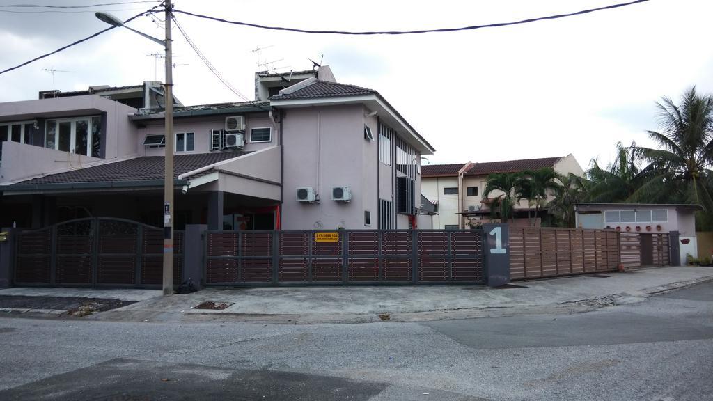 Bercham Vacation House Ipoh Bagian luar foto